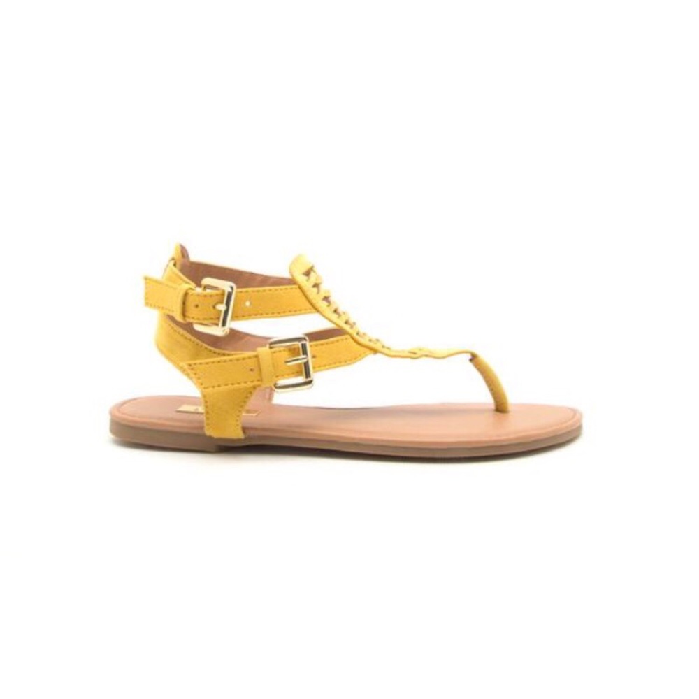Qupid Fishtail Archer Thong Sandals